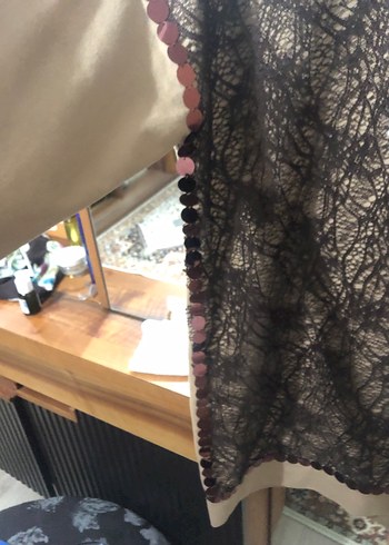 Dantel Detaylı Kapüşonlu Tunik - Görsel 5