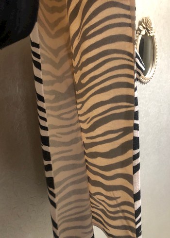 Triko zebra Desenli V Yakalı Kadın Bluz - Görsel 6