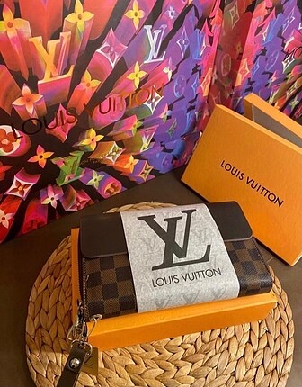 Louis Vuitton Cüzdan