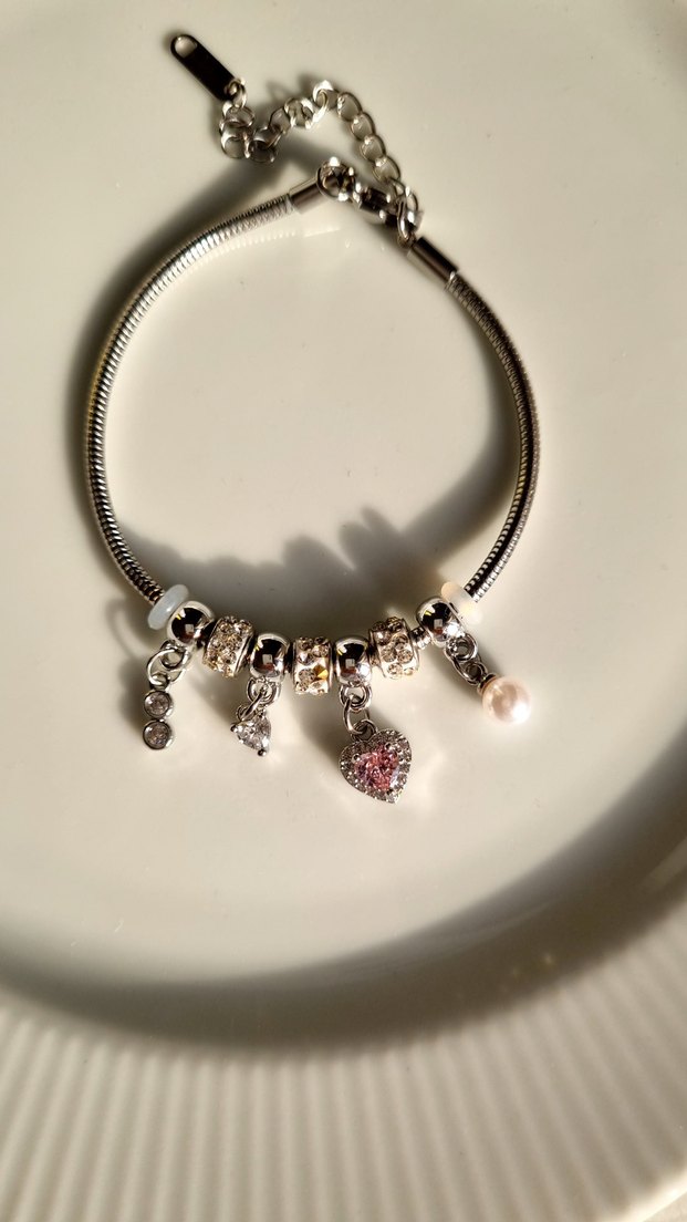 Zirkon Taşlı Sallantı Kalp Model İnci Detay Charm Kadın Bileklik - Görsel 2