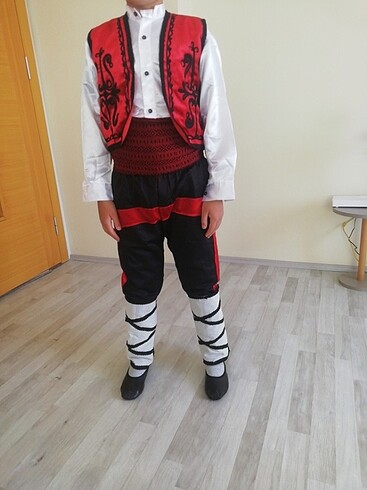 23 Nisan, Folklor kıyafeti