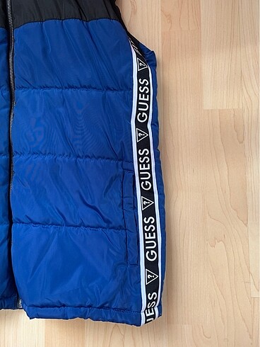 Guess GUESS YELEK