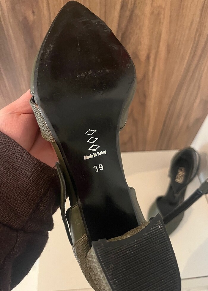 Topuklu ayakkabı - Görsel 3