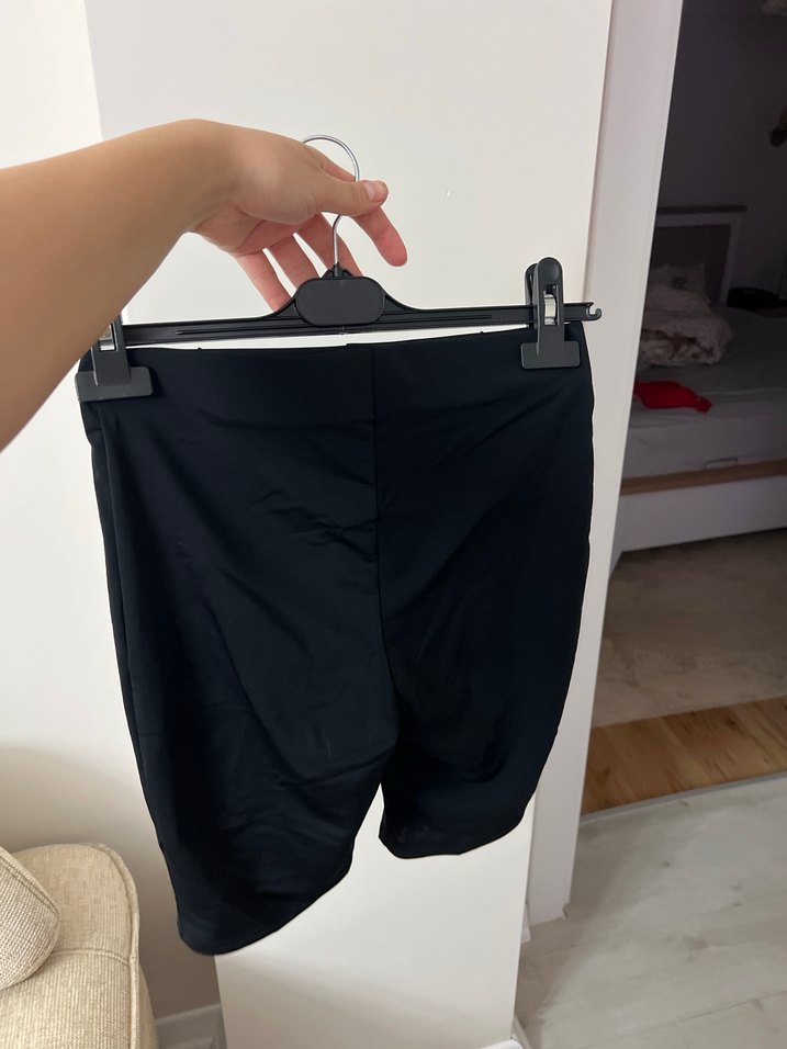 Bershka Siyah biker tayt - Görsel 3