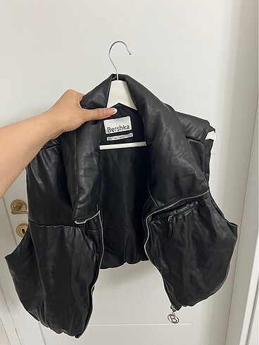 Bershka deri yelek ????