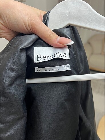 l Beden Bershka deri yelek ????