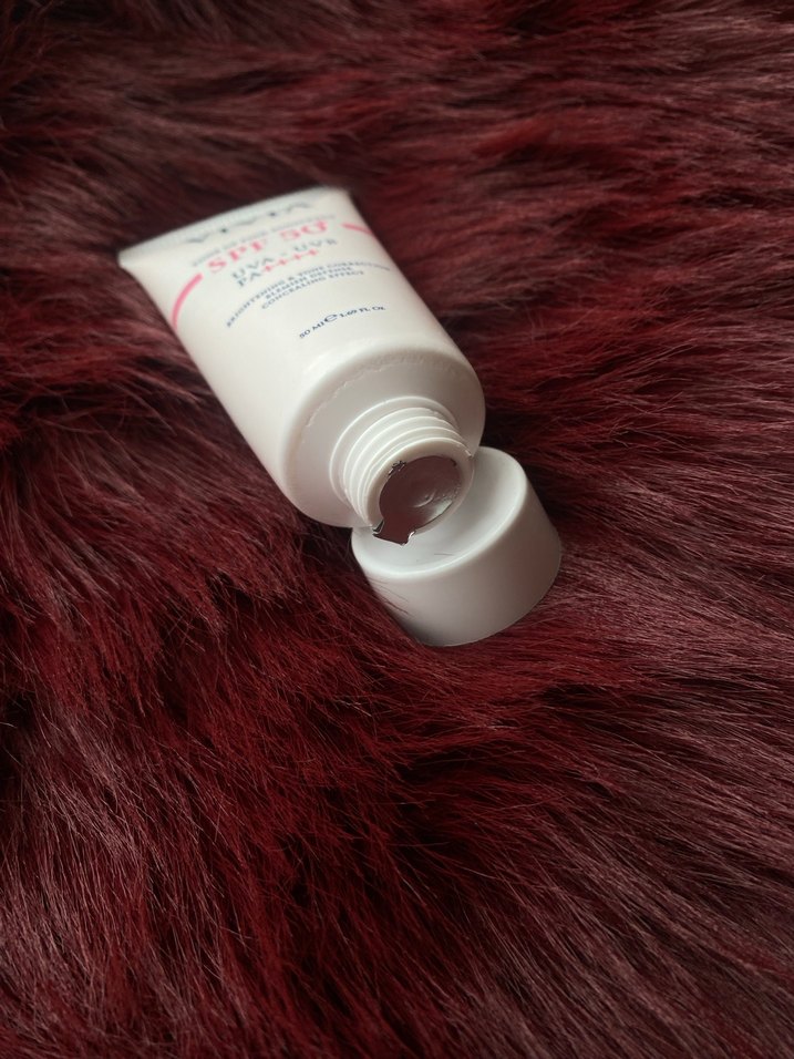 VIVIA SPF50+ Güneş Koruyucu Krem - Görsel 2