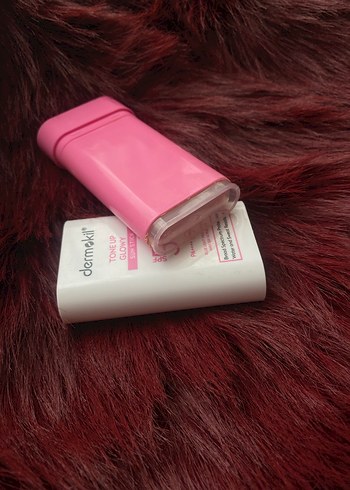 Dermokil GLOWY Tonlu Güneş Kremi Stick SPF 50+ - Görsel 2