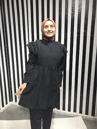 xxl Beden siyah Renk Etiketli siyah tesettür tunik