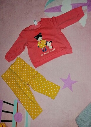 Sweatshirt tayt takımı