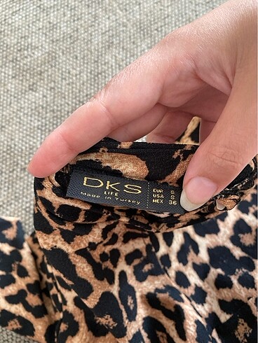Diğer leopar bluz