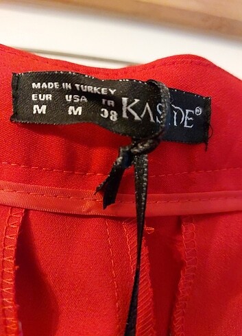 Zara Kırmızı rengi sıfır pantolon