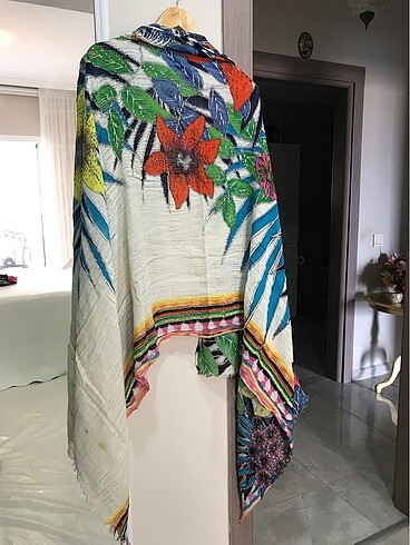 Kadın şal pareo