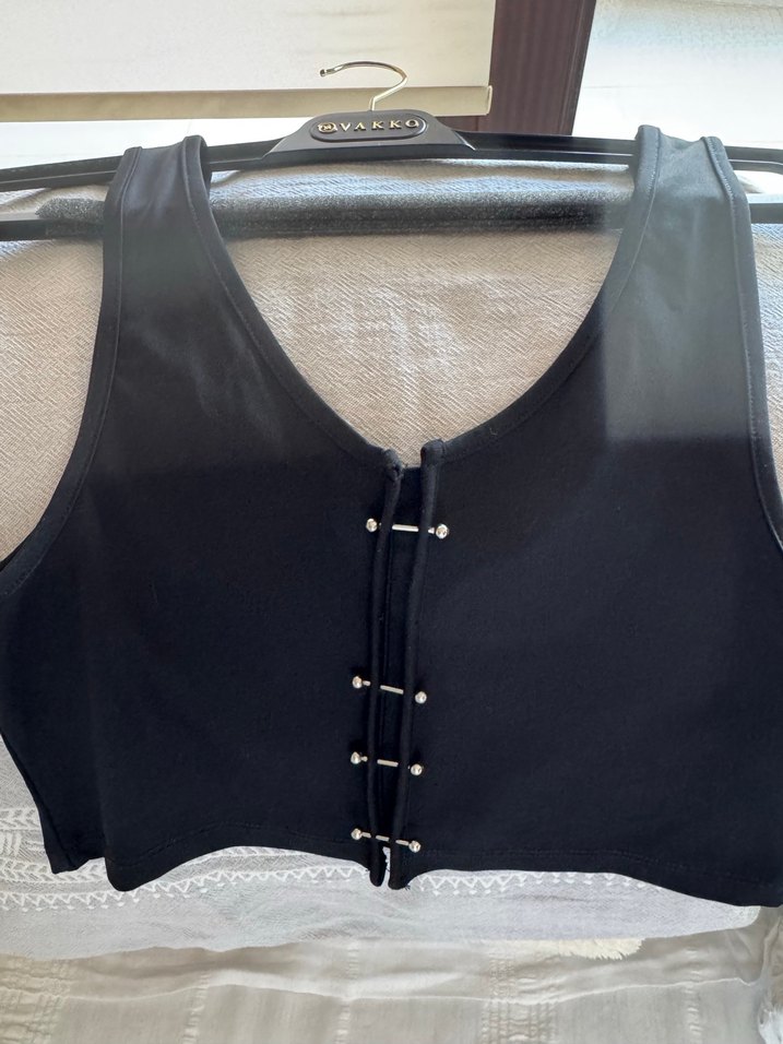 Siyah Parlak büstiyer - Görsel 4