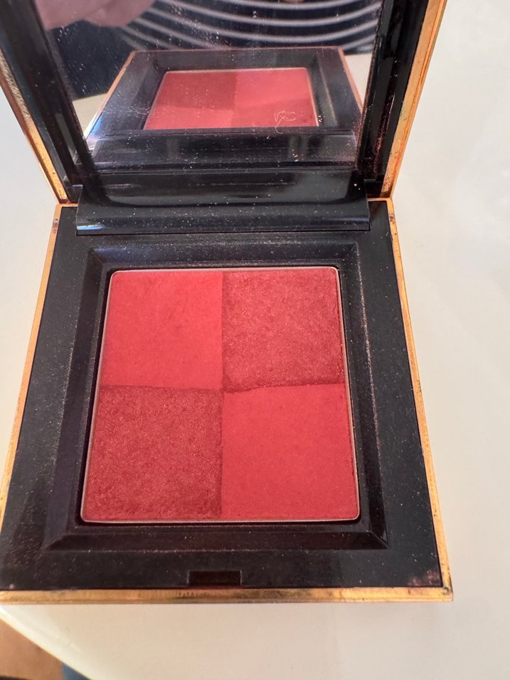 Kırmızı Allık - Görsel 4