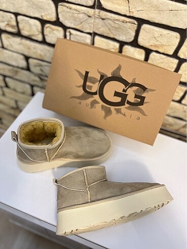 Ugg İÇİ KÜRKLÜ BAYAN BOT