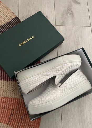Alexander McQueen 40