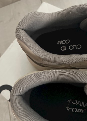 Bej Gri Adidas Bağcıklı Spor Ayakkabı - Görsel 3