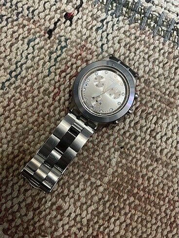  Beden Swatch saat