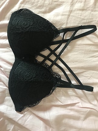 Siyah Bralet