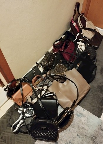 Siyah Deri Tokalı Kadın Çanta fıyar sorunuz - Görsel 2