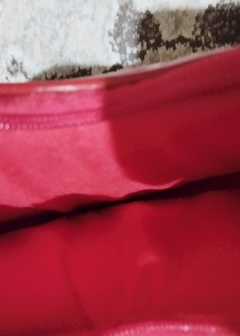 Kırmızı Deri Kalp Şeklinde Kadın Çanta ıcı derın degıl - Görsel 4