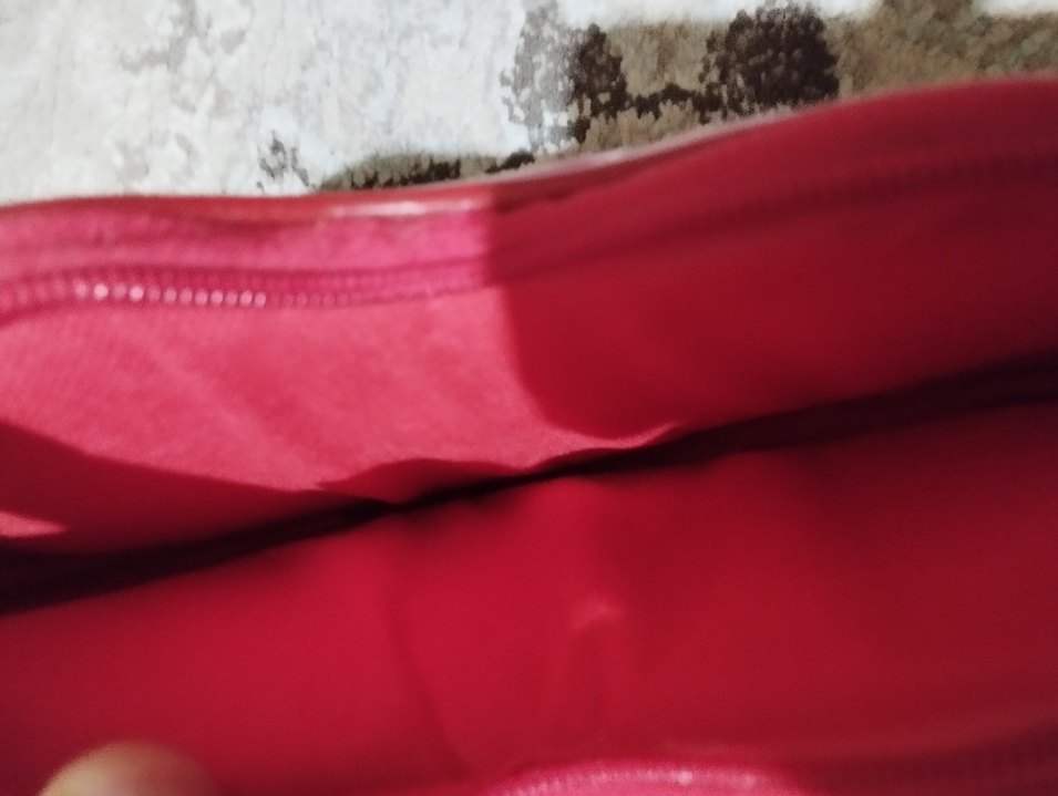 Kırmızı Deri Kalp Şeklinde Kadın Çanta ıcı derın degıl - Görsel 4