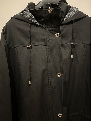 Batik marka L beden dış giyim - Görsel 3