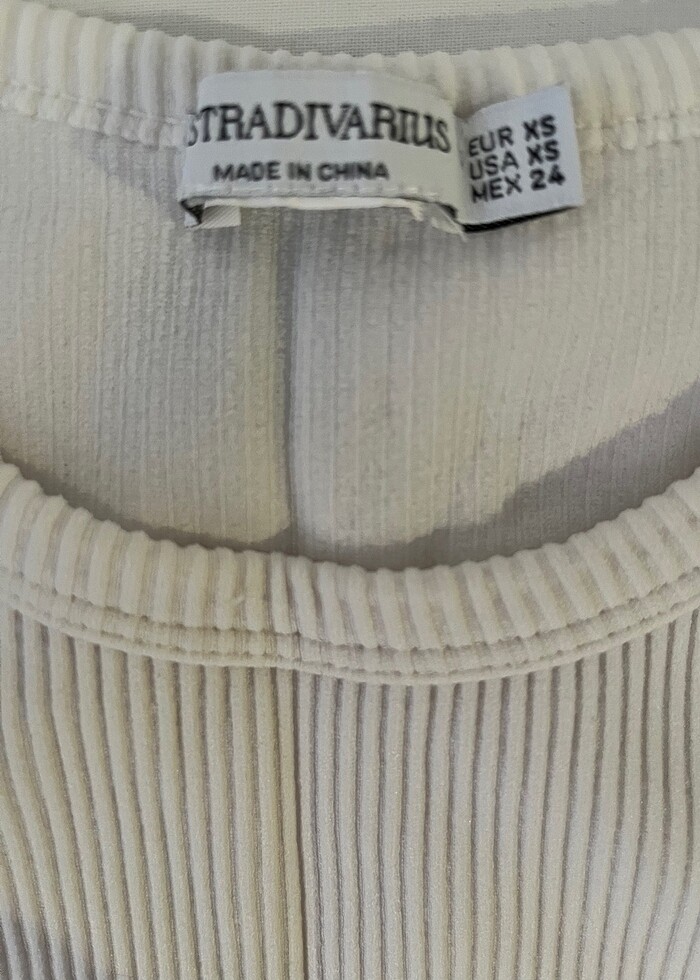 Stradivarius 34 beden beyaz kolsuz crop - Görsel 2
