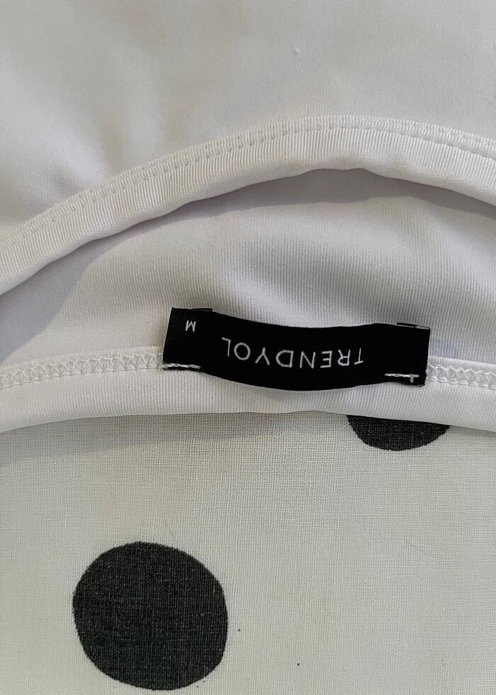 Trendyolmilla m beden beyaz spor üst - Görsel 3