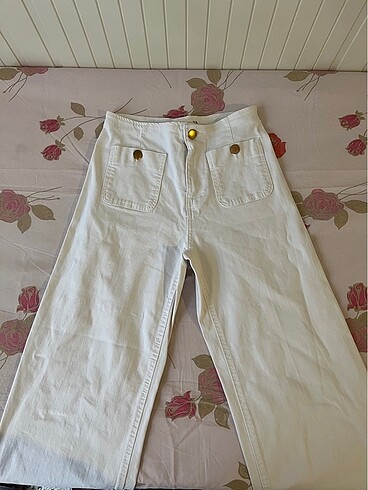Stradivarius 38 beden beyaz bol pantolon