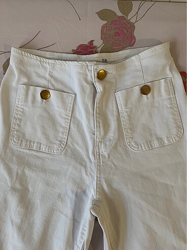 m Beden Stradivarius 38 beden beyaz bol pantolon