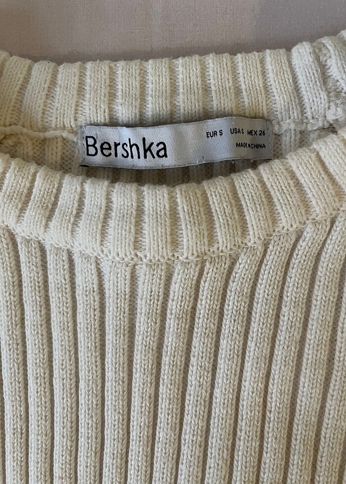 BERSHKA 36 beden crop krem renk kazak - Görsel 3