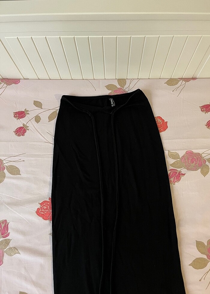 Stradivarius 34 beden siyah midi etek - Görsel 3