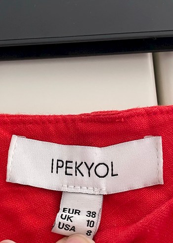 m Beden kırmızı Renk İpekyol Kemerli Keten Şort