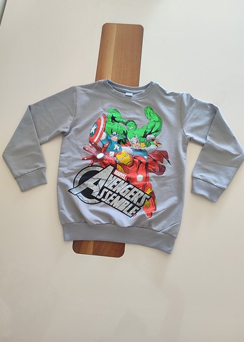 Diğer hulk ve karakterler baskılı takım