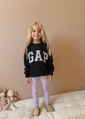 Gap yazılı taytlı takım