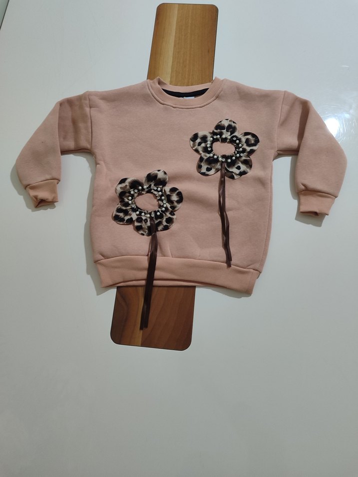 çiçek işlemeli şardonlu takım - Görsel 3