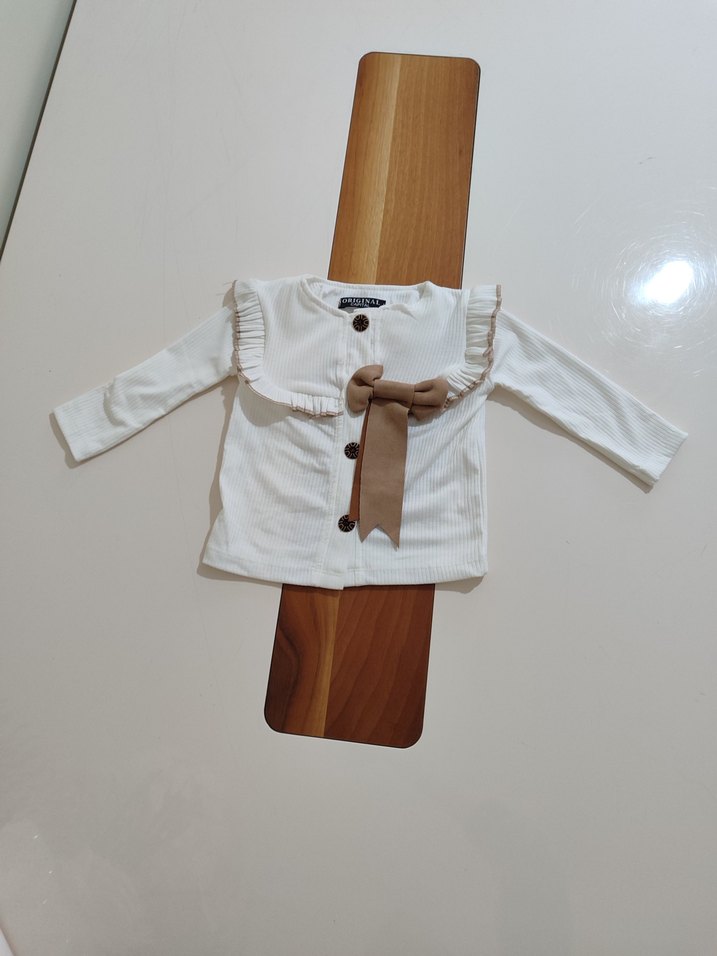 gömlek ve pantolonlu takım - Görsel 3