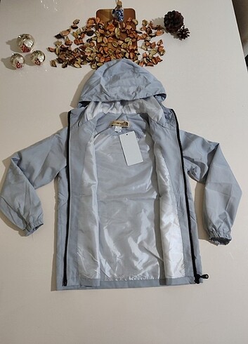 Yazılı kapşonlu unisex yağmurluk - Görsel 2