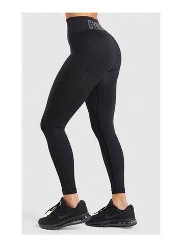 Diğer GYMSHARK TAYT BİR SÜREDİR STOK YENİLENMİYOR!
