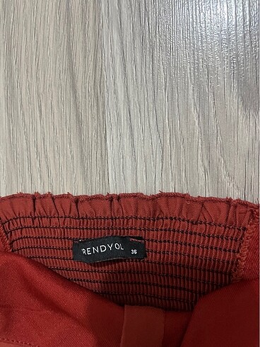 Trendyol & Milla Trendyolmilla crop