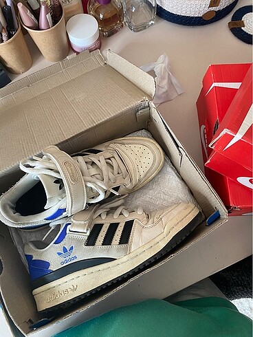 adidas forum low