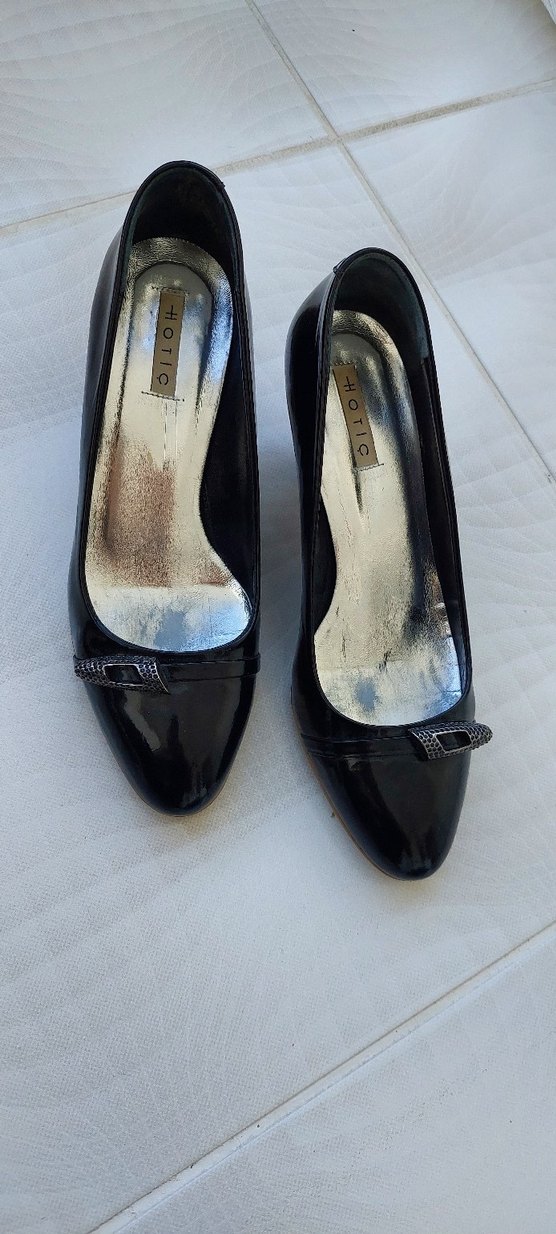 Klasik Siyah Tokalı Kadın Topuklu Ayakkabı - Görsel 4