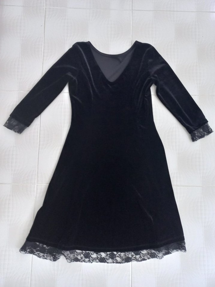 Siyah Dantel Detaylı Midi Gotik  kadife Elbise - Görsel 2