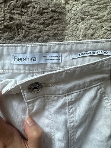 xs Beden beyaz Renk Bershka Cok Cepli Pantolon