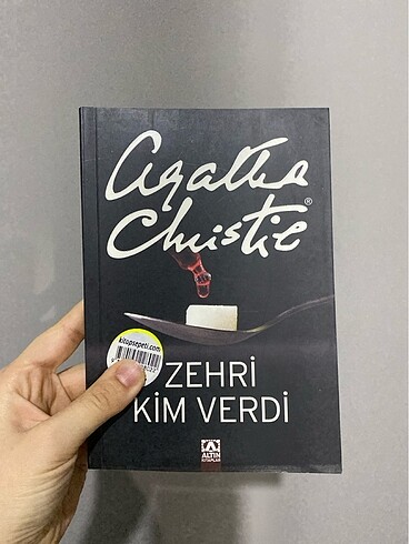 agatha christie zehri kim verdi kitap