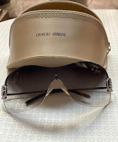 Armani Güneş Gözlüğü