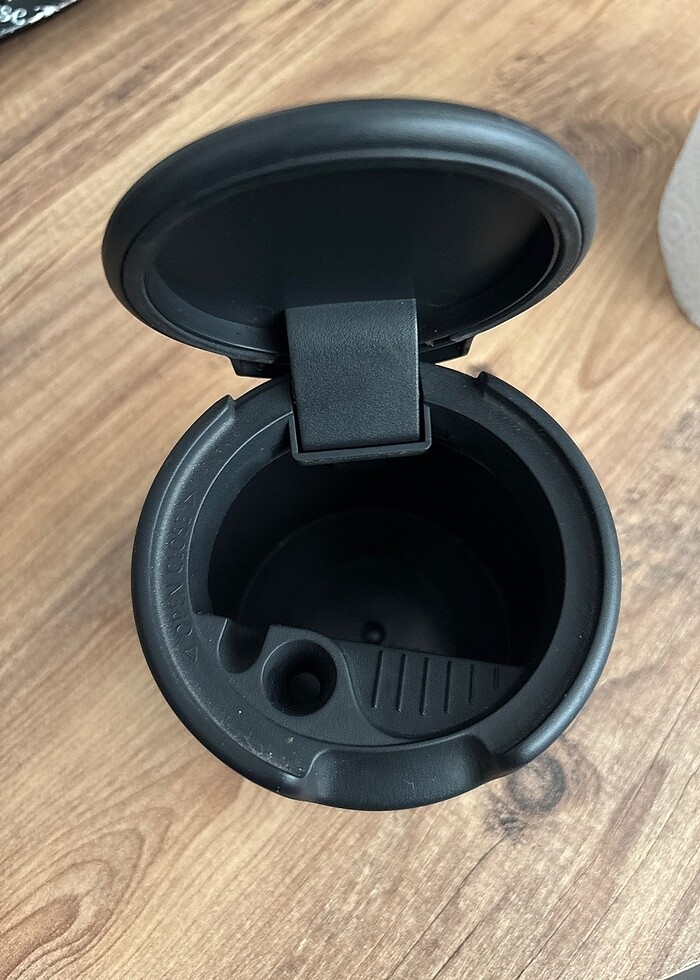 Volkswagen küllüğü Temiz(sigara için kullanılmadı)ORJİNAL ÜRÜN - Görsel 2