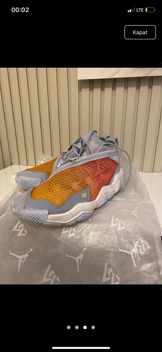 Bağcıklı Çok Renkli Basketbol Ayakkabısı - Görsel 3